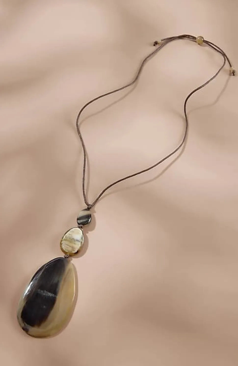 Blissful Rays Horn Pendant Necklace | Jjill