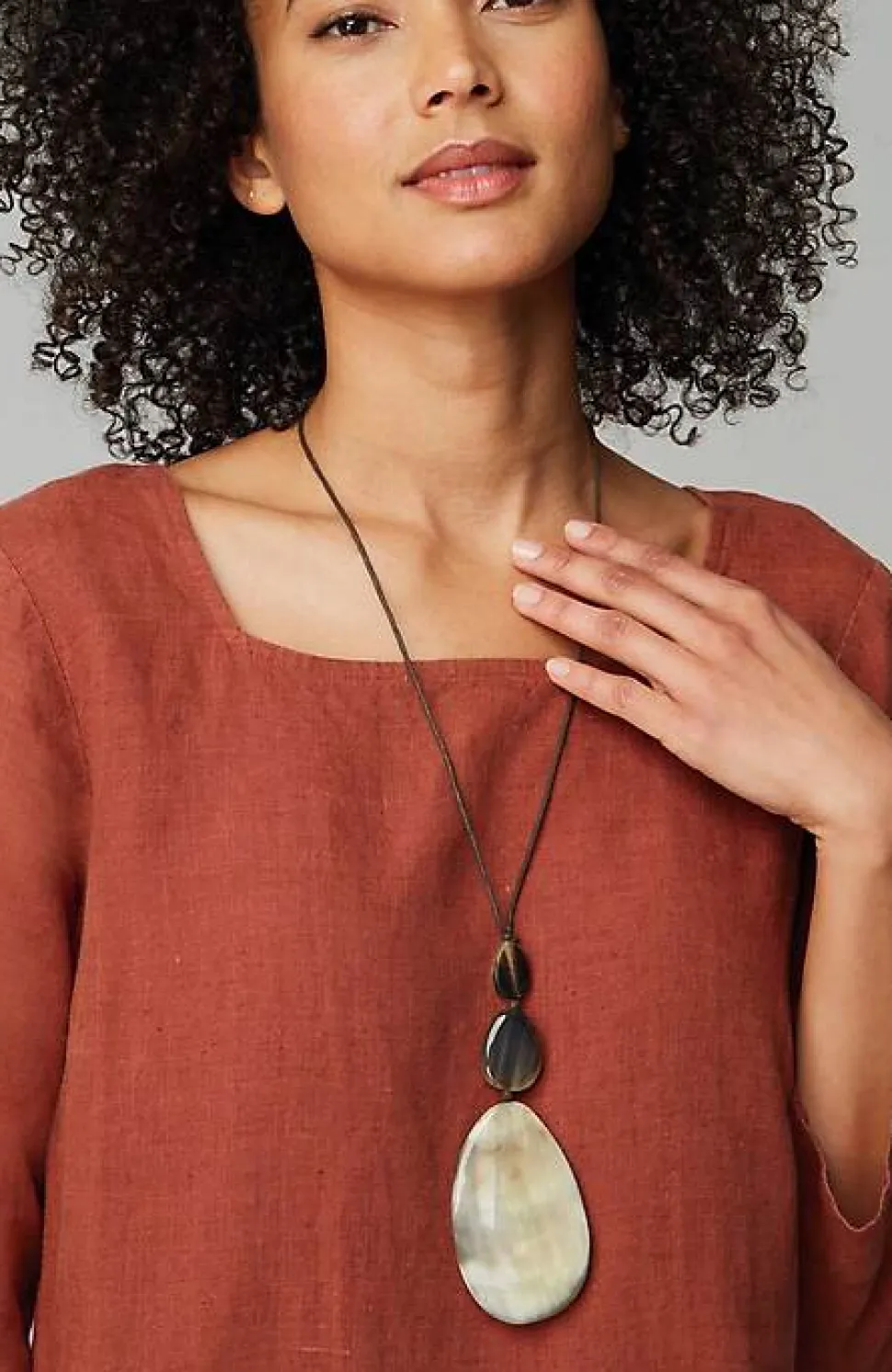 Blissful Rays Horn Pendant Necklace | Jjill