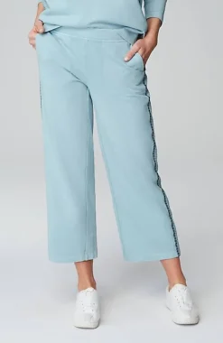Fit French Terry Embroidered Crops | Jjill