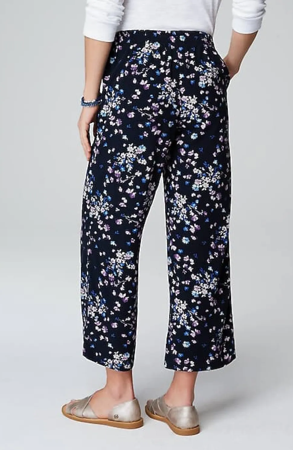 Silky-Soft Full-Leg Crops | Jjill