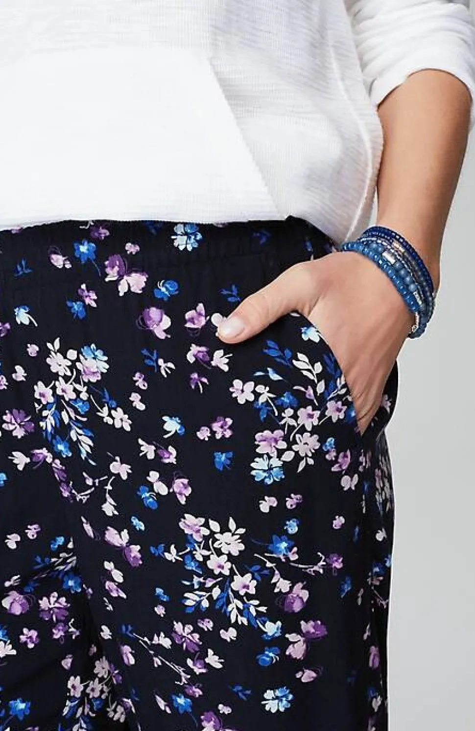 Silky-Soft Full-Leg Crops | Jjill